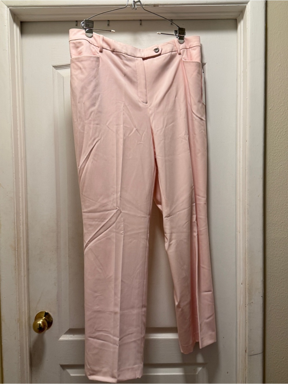 Calvin Klein Straight Leg Pants in Light Pink